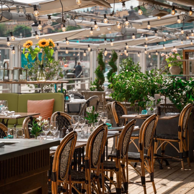 sommarrestaurang stockholm mister french gamla stan