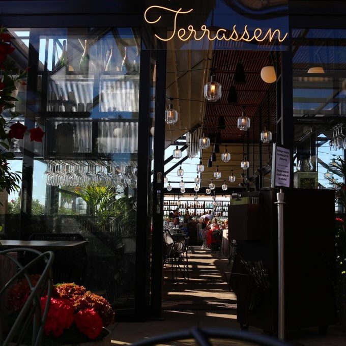 uteservering stockholm piren kungsholmen