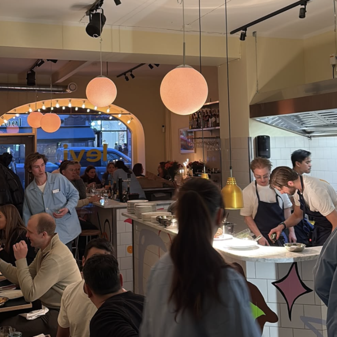 levi bistro nyoppnad stockholm