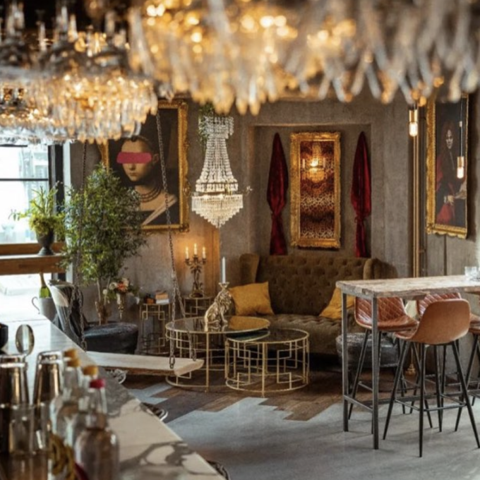 intima barer malmö Marie Antoinette