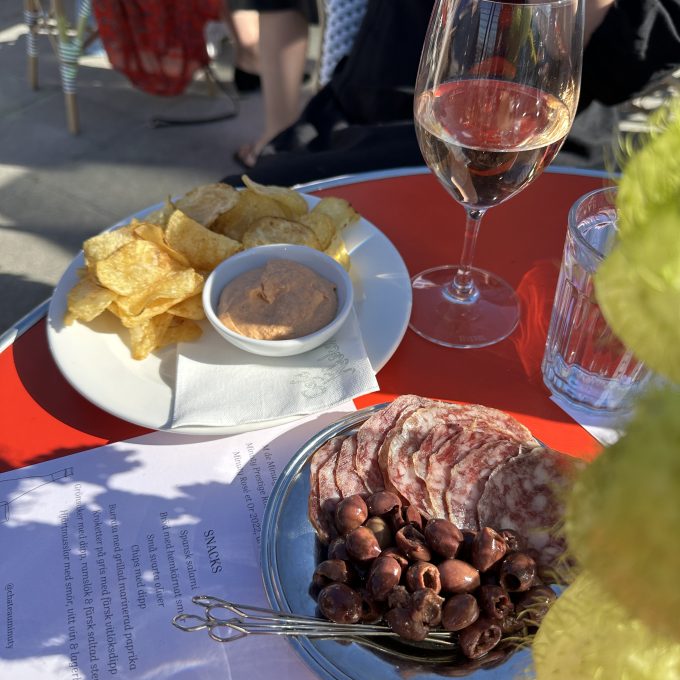 bästa uteserveringarna södermalm cafe klotet