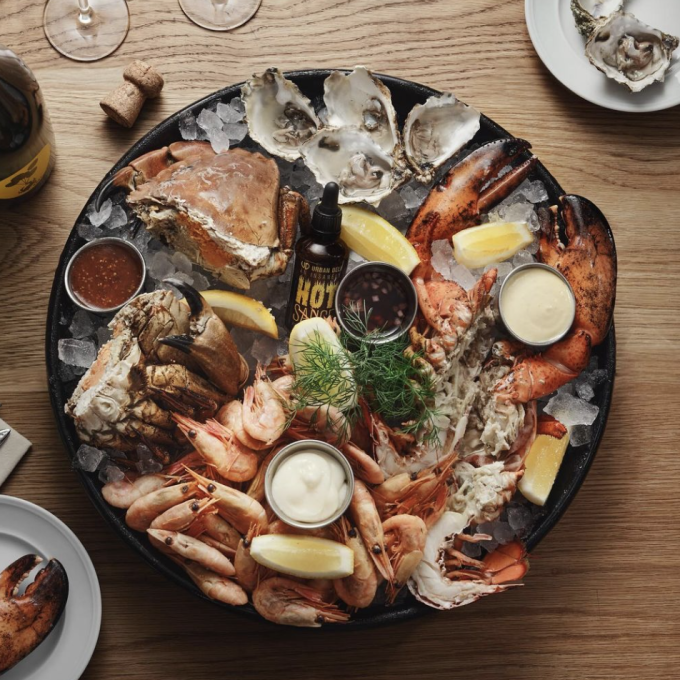 Urban Deli Sveavägen fisk och skaldjursrestaurang stockholm