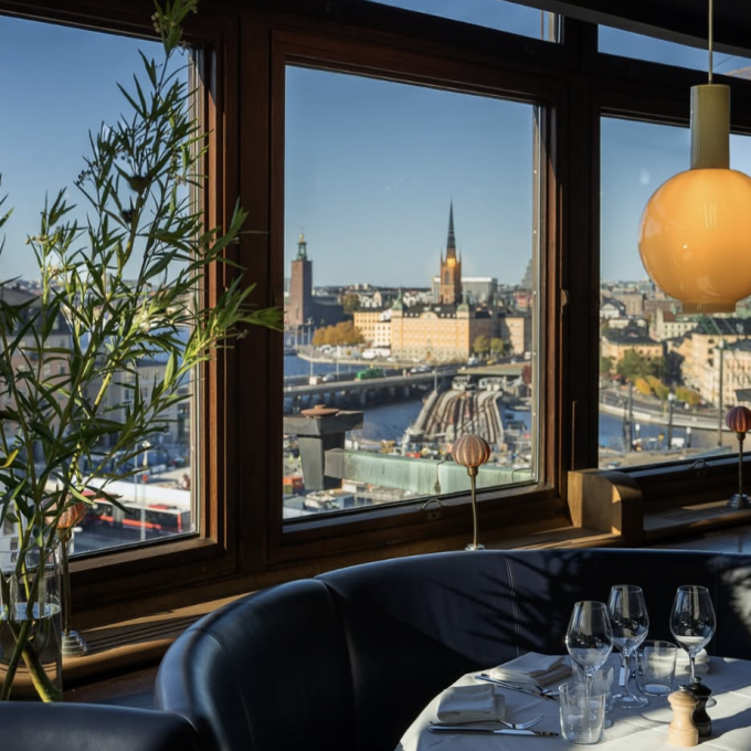 romantisk restaurang gondolen stockholm