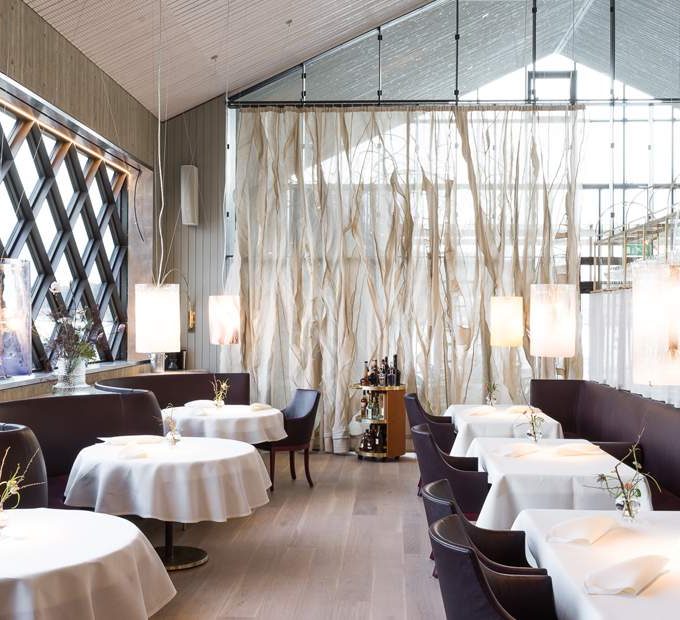 romantisk restaurang stockholm aira