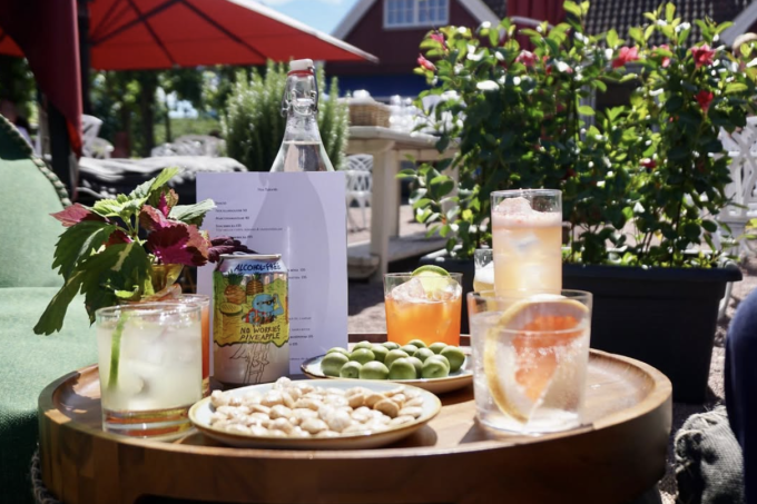 uteservering lunch hos talevski stadsparken