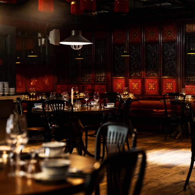 surfers_kinesiskt_sthlm