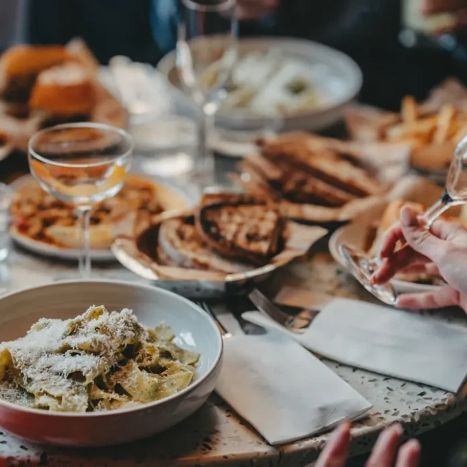 hundvanlig restaurang sodermalm urban deli nytorget