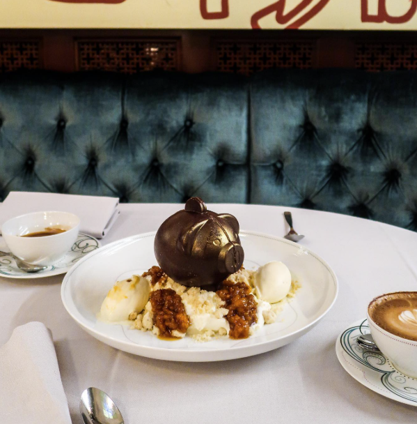 dessert restaurang bonnies bank hotel smash the piggy