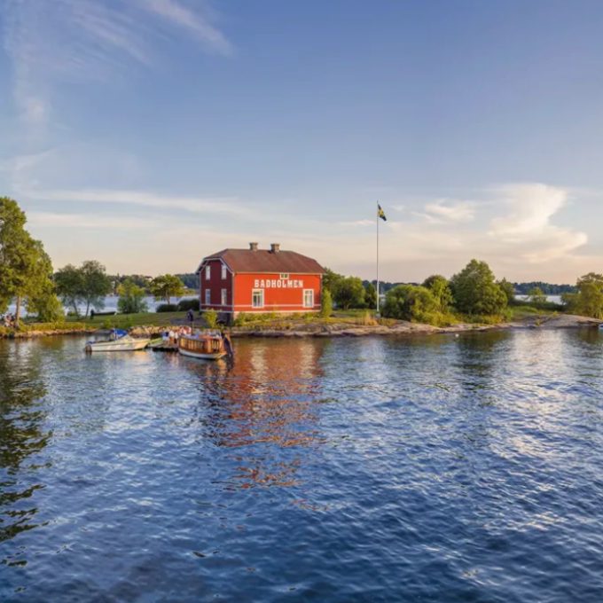 sommardestination stockholm badholmen vaxholm