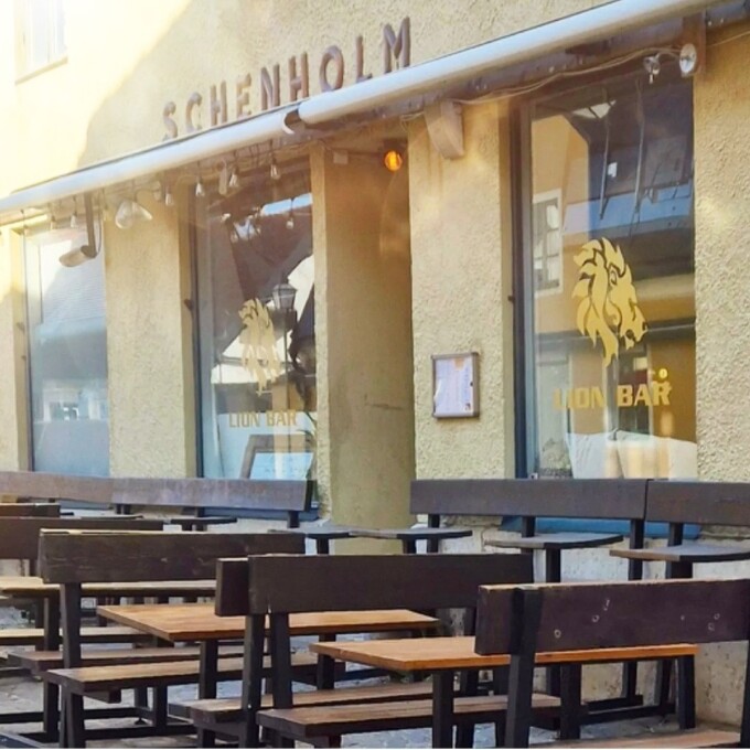 uteservering lion bar visby