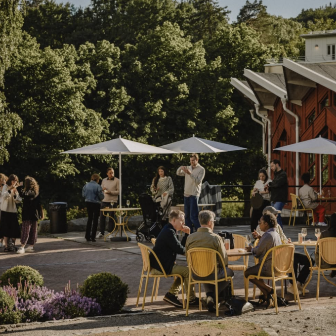eira sommarkrog stockholm hagaparken