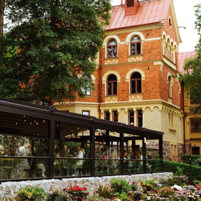 sommar restaurang stockholm timian hotel j