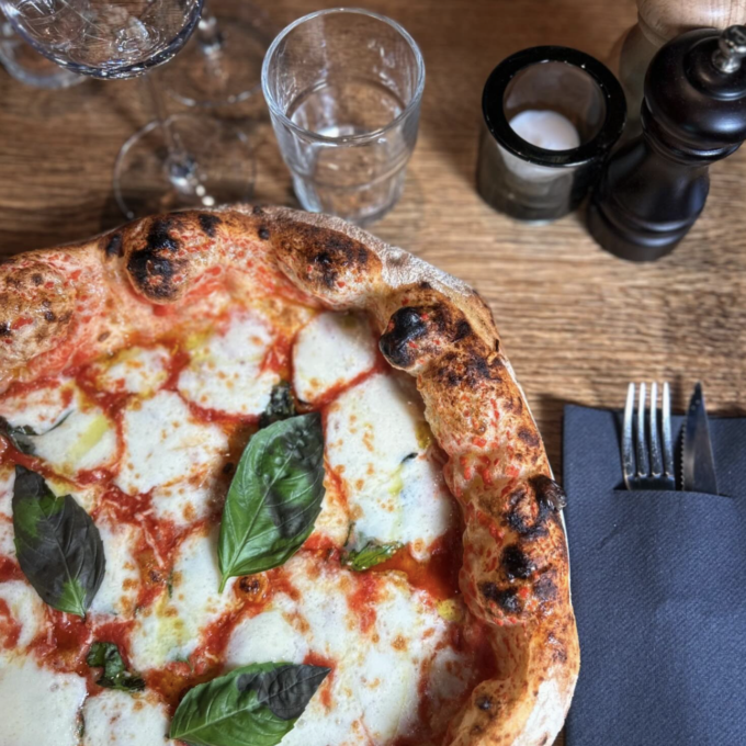 magari pizza karlaplan restaurang ostermalm