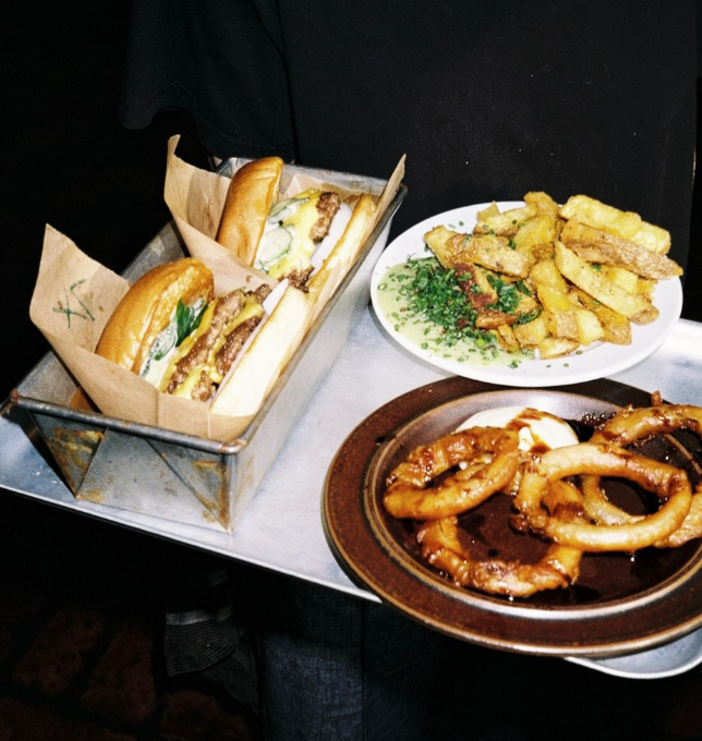 Rollin Bistros Backyard lunch gbg